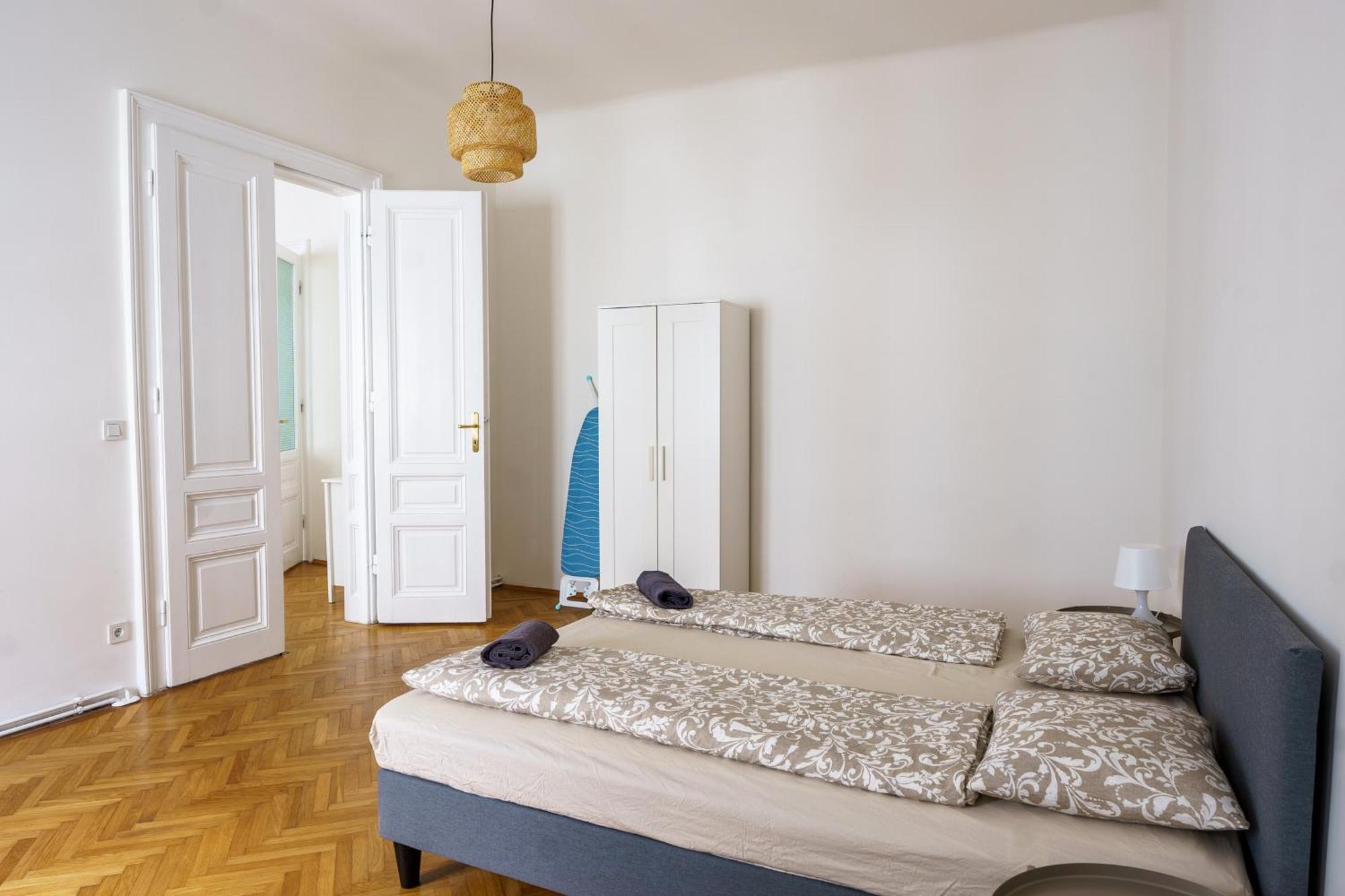 Central Living Apartments - Belvedere Bécs Kültér fotó